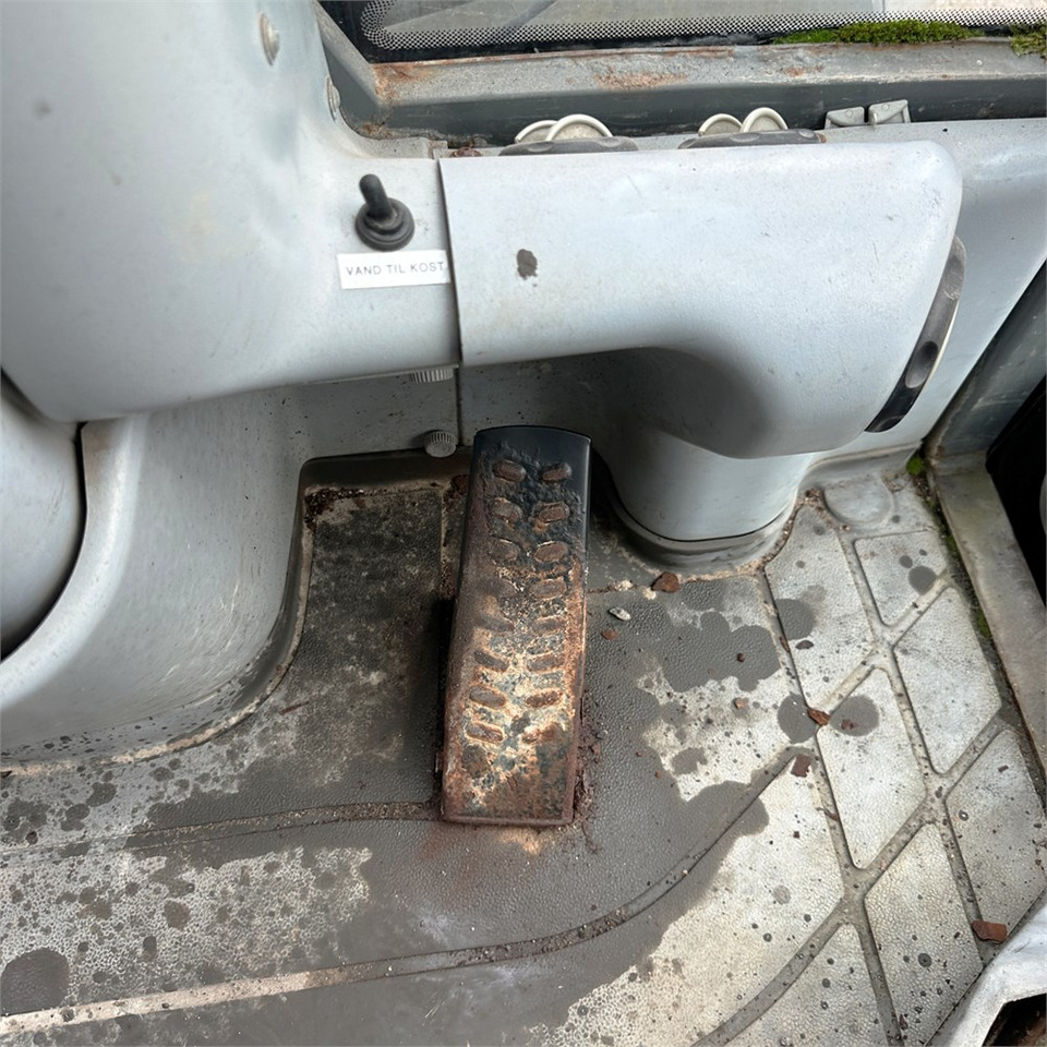 Kolový nakladač Kramer 380: obrázek 22 Kolový nakladač Kramer 380: obrázek 22