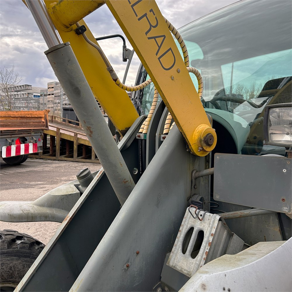 Kolový nakladač Kramer 380: obrázek 30 Kolový nakladač Kramer 380: obrázek 30