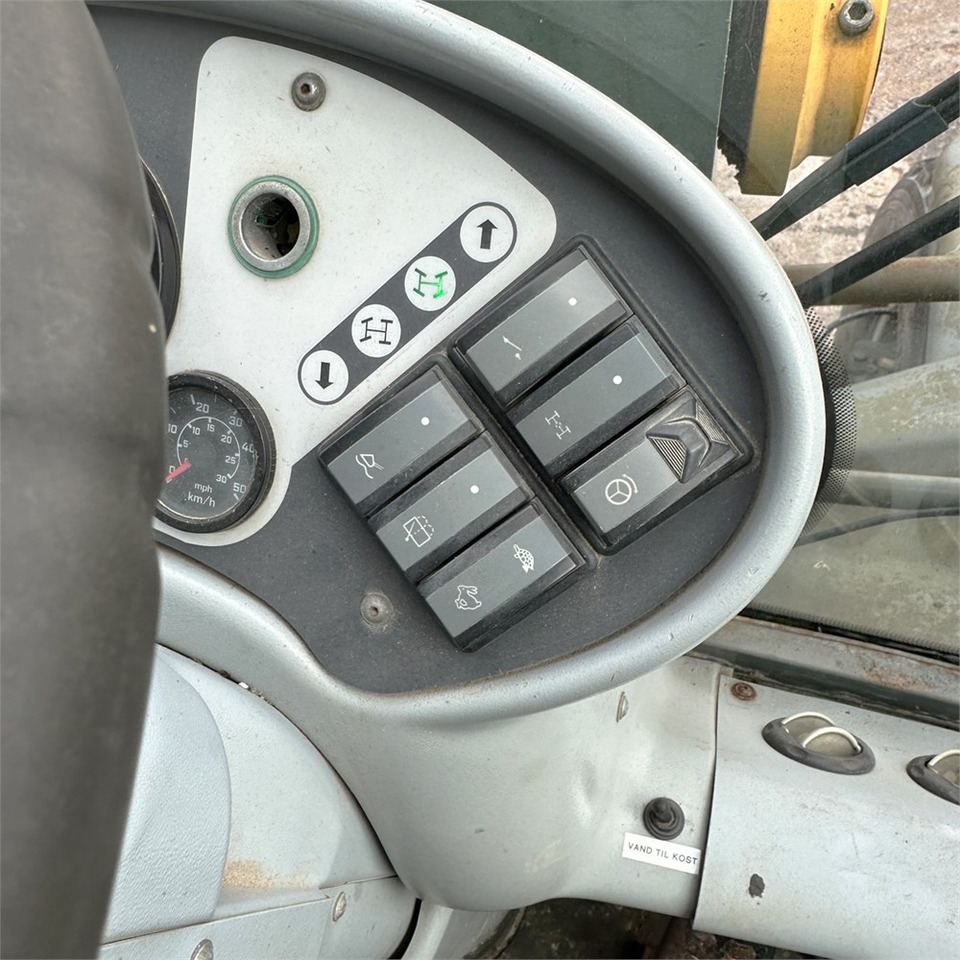 Kolový nakladač Kramer 380: obrázek 16 Kolový nakladač Kramer 380: obrázek 16