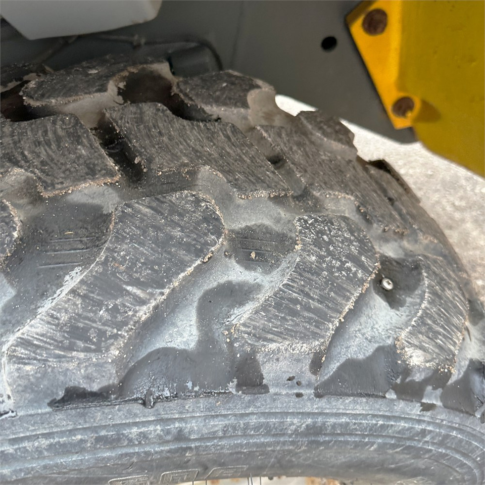 Kolový nakladač Kramer 380: obrázek 46 Kolový nakladač Kramer 380: obrázek 46