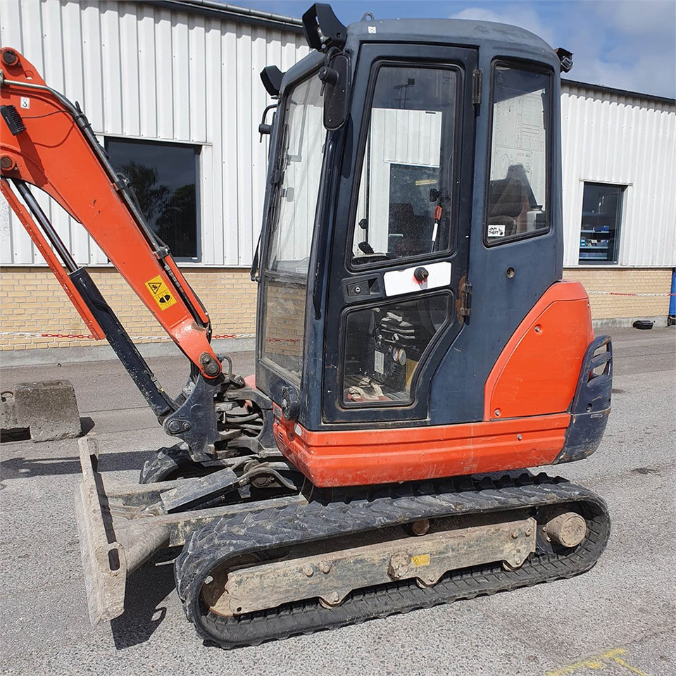 Kubota KX61-3 - Mini rýpadlo: obrázek 4 Kubota KX61-3 - Mini rýpadlo: obrázek 4