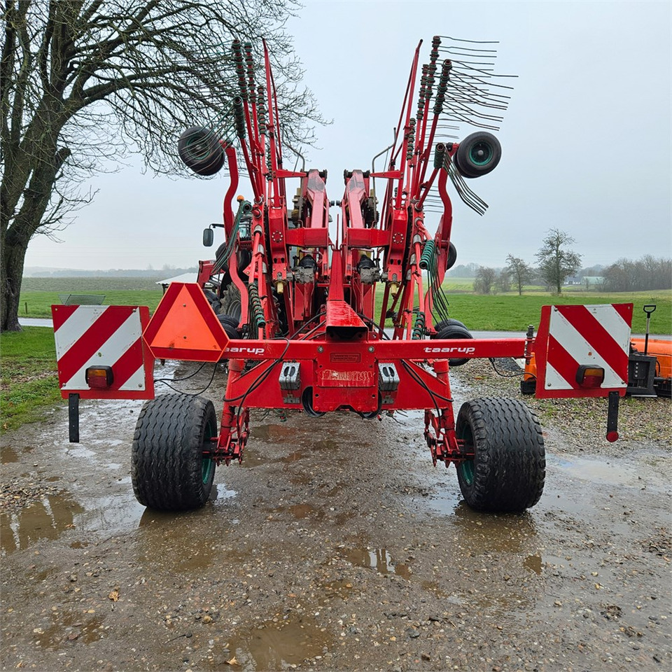 Kverneland Taarup 90150 V - Stroj na sklizeň pícnin: obrázek 5 Kverneland Taarup 90150 V - Stroj na sklizeň pícnin: obrázek 5