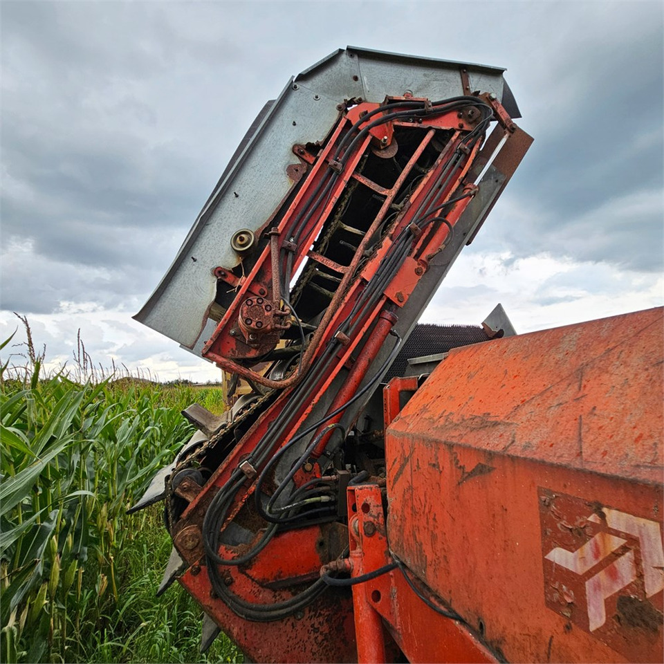 Kverneland UN 2200 - Bramborový kombajn: obrázek 5 Kverneland UN 2200 - Bramborový kombajn: obrázek 5
