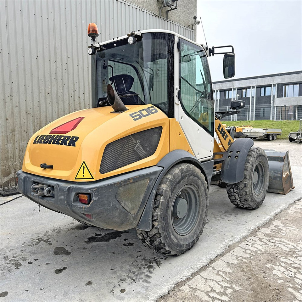 Kolový nakladač Liebherr L506C: obrázek 6
