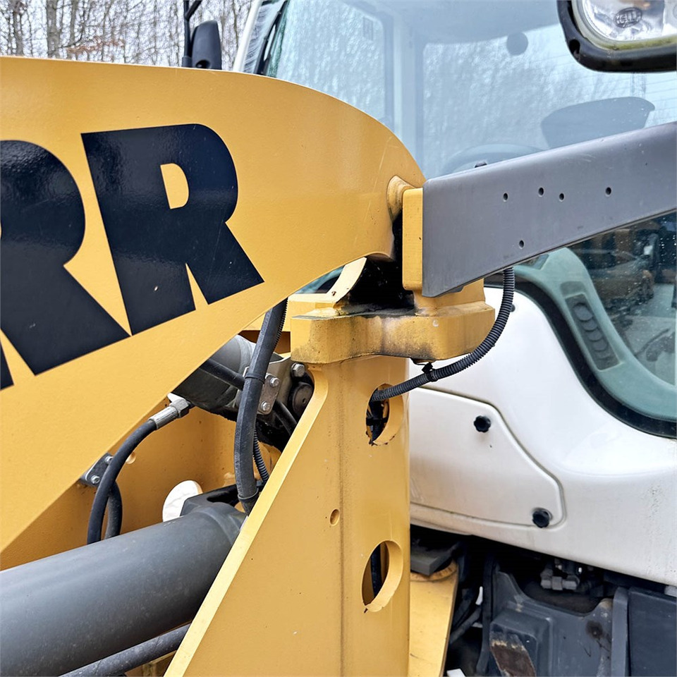 Kolový nakladač Liebherr L506C: obrázek 28