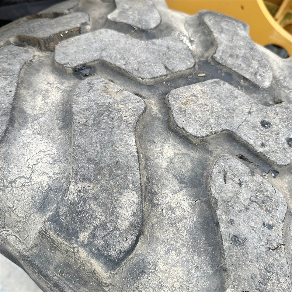Kolový nakladač Liebherr L506C: obrázek 48