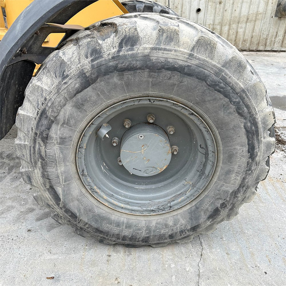 Kolový nakladač Liebherr L506C: obrázek 47