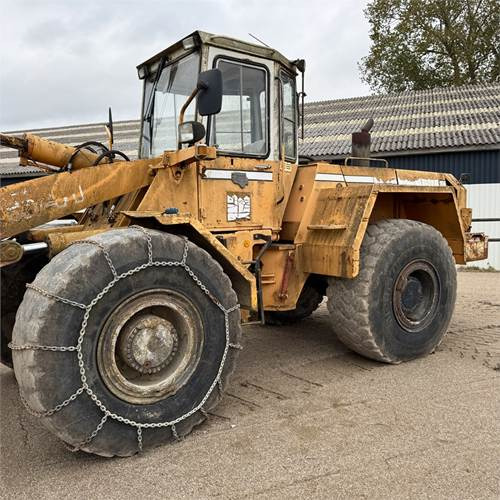 Liebherr L541 - Kolový nakladač: obrázek 2 Liebherr L541 - Kolový nakladač: obrázek 2