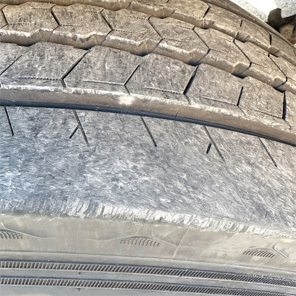 Nákladní automobil valníkový/ Plošinový, Rozstřikovač živic MAN TG 35. 8x2-6 BL: obrázek 39