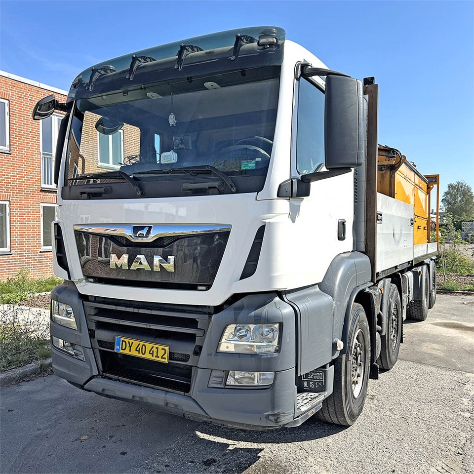 Nákladní automobil valníkový/ Plošinový, Rozstřikovač živic MAN TG 35. 8x2-6 BL: obrázek 10