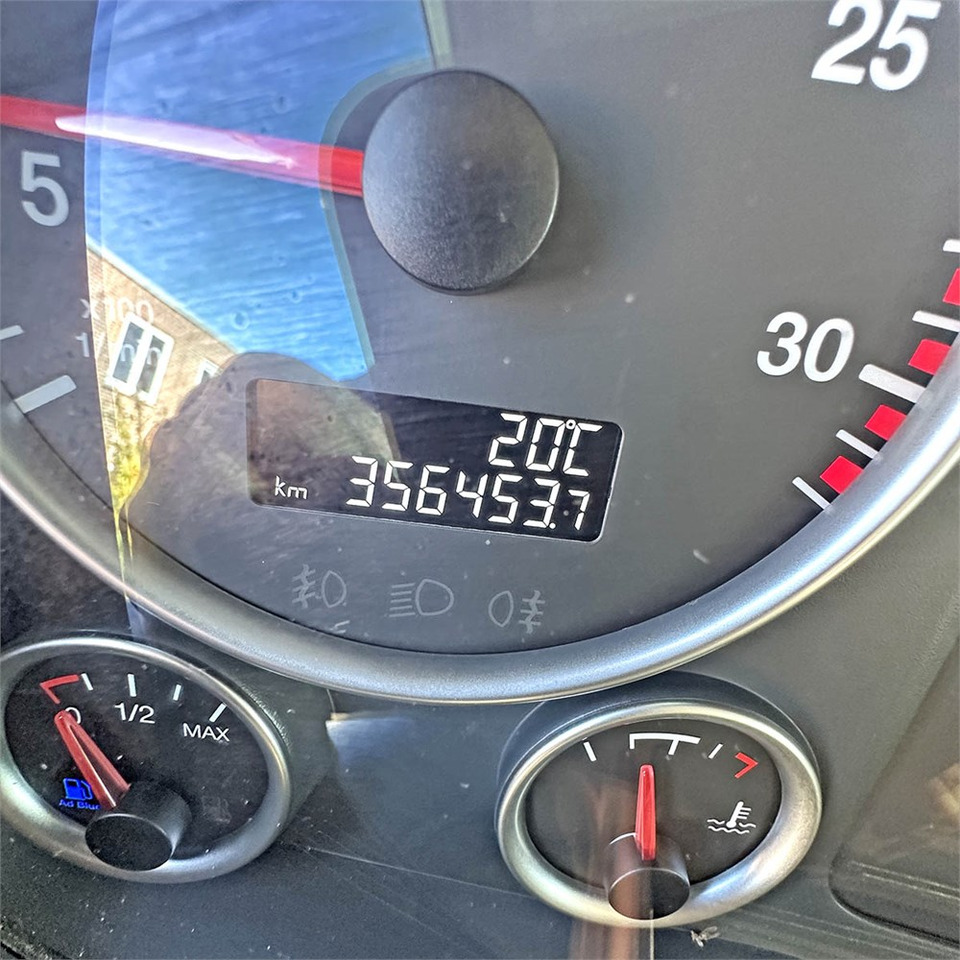 Nákladní automobil valníkový/ Plošinový, Rozstřikovač živic MAN TG 35. 8x2-6 BL: obrázek 26