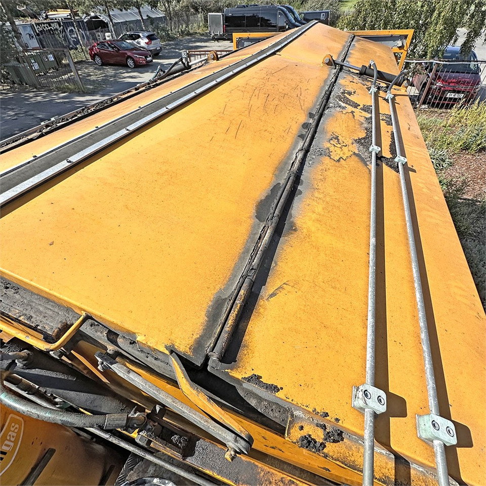 Nákladní automobil valníkový/ Plošinový, Rozstřikovač živic MAN TG 35. 8x2-6 BL: obrázek 20