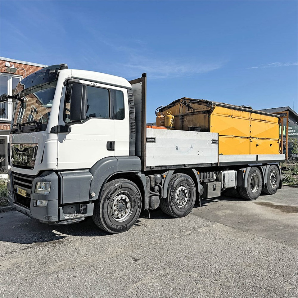 MAN TG 35. 8x2-6 BL - Nákladní automobil valníkový/ Plošinový, Rozstřikovač živic: obrázek 1 MAN TG 35. 8x2-6 BL - Nákladní automobil valníkový/ Plošinový, Rozstřikovač živic: obrázek 1