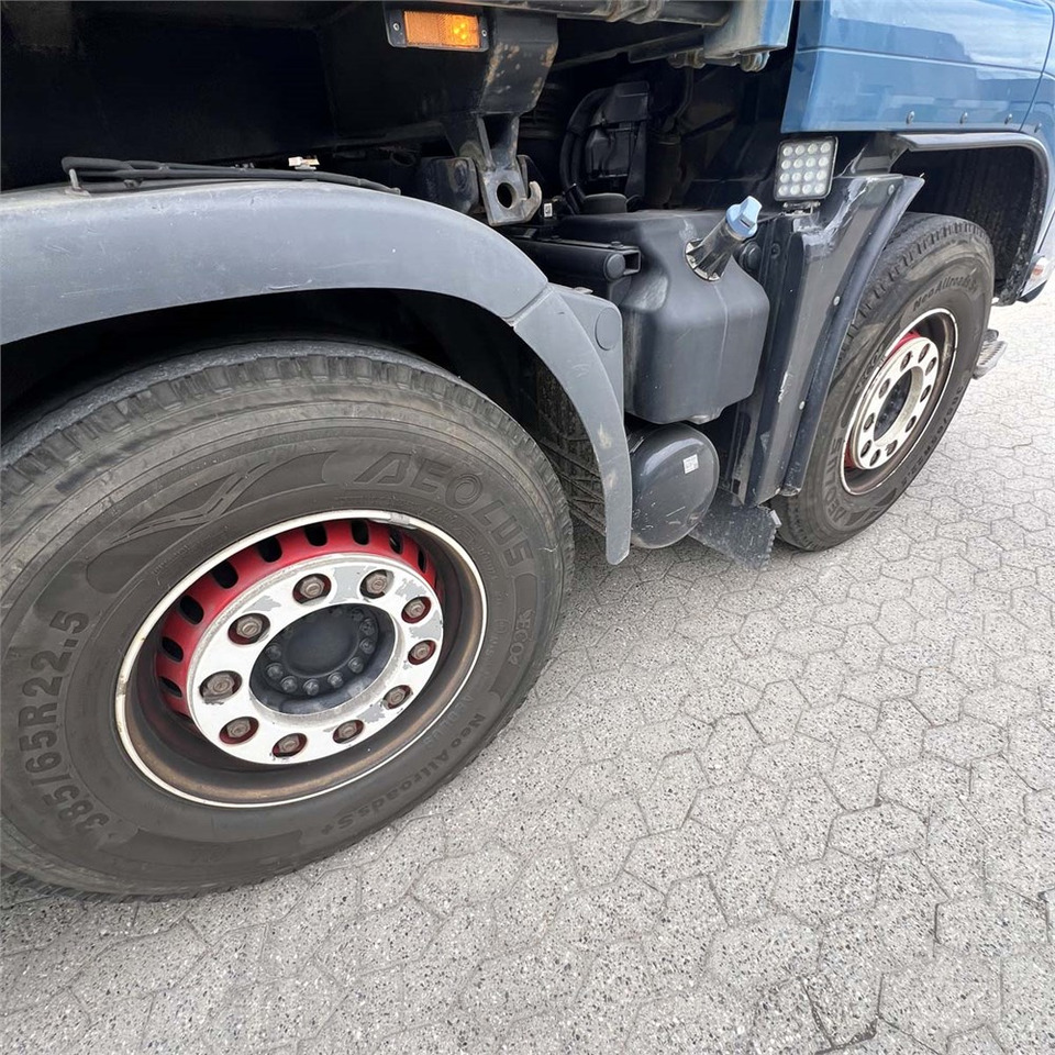 Auto s hydraulickou rukou, Nákladní automobil valníkový/ Plošinový MAN TGS 35.510 8x4 BL: obrázek 42