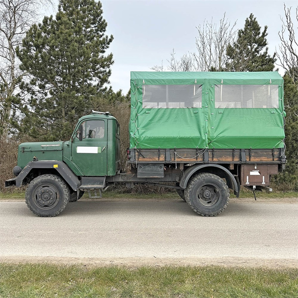 Magirus Deutz 125 A - Plachtový nákladní auto: obrázek 3 Magirus Deutz 125 A - Plachtový nákladní auto: obrázek 3