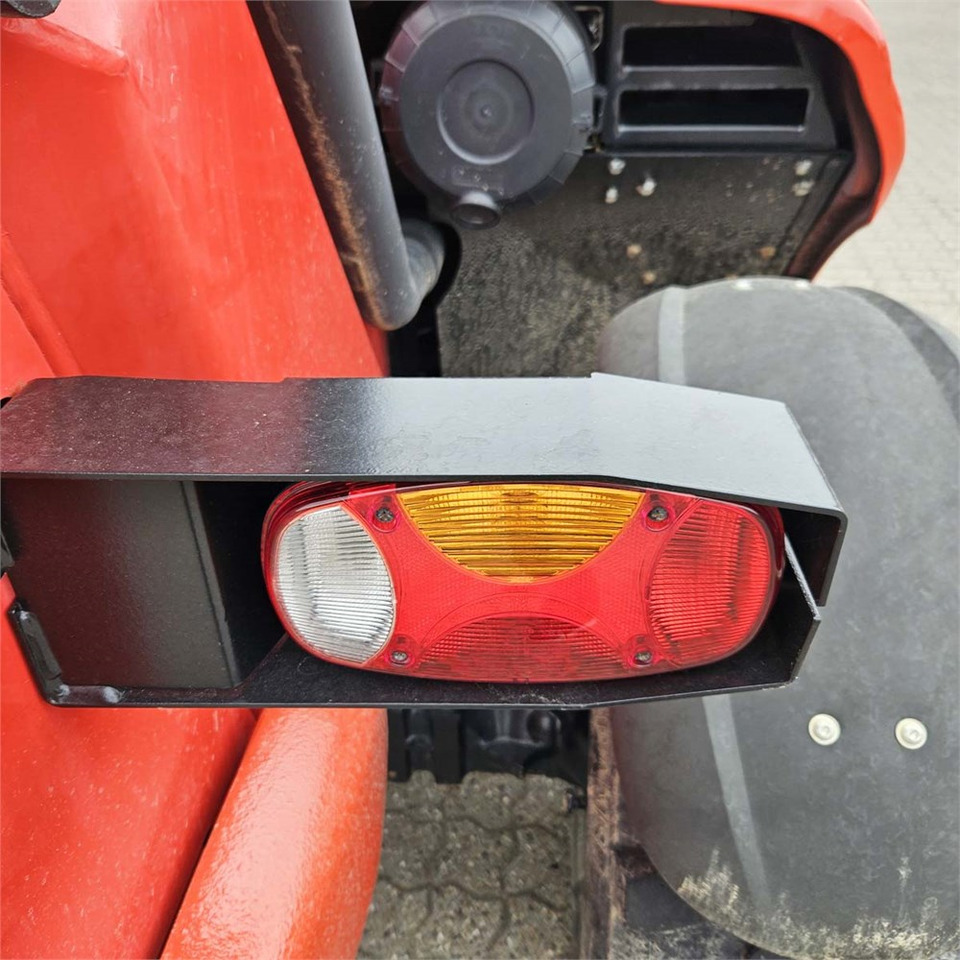 Teleskopický manipulátor Manitou MT625 H: obrázek 32 Teleskopický manipulátor Manitou MT625 H: obrázek 32