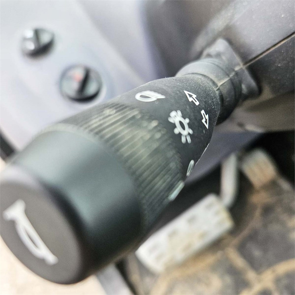 Teleskopický manipulátor Manitou MT625 H: obrázek 15 Teleskopický manipulátor Manitou MT625 H: obrázek 15