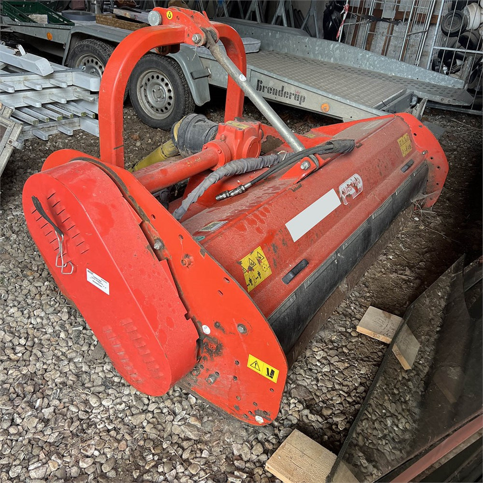 Maschio CR 190 - Stroj na sklizeň pícnin: obrázek 1 Maschio CR 190 - Stroj na sklizeň pícnin: obrázek 1