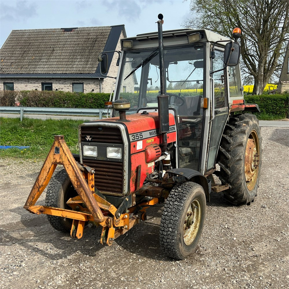 Massey Ferguson 355 - Traktor: obrázek 3 Massey Ferguson 355 - Traktor: obrázek 3