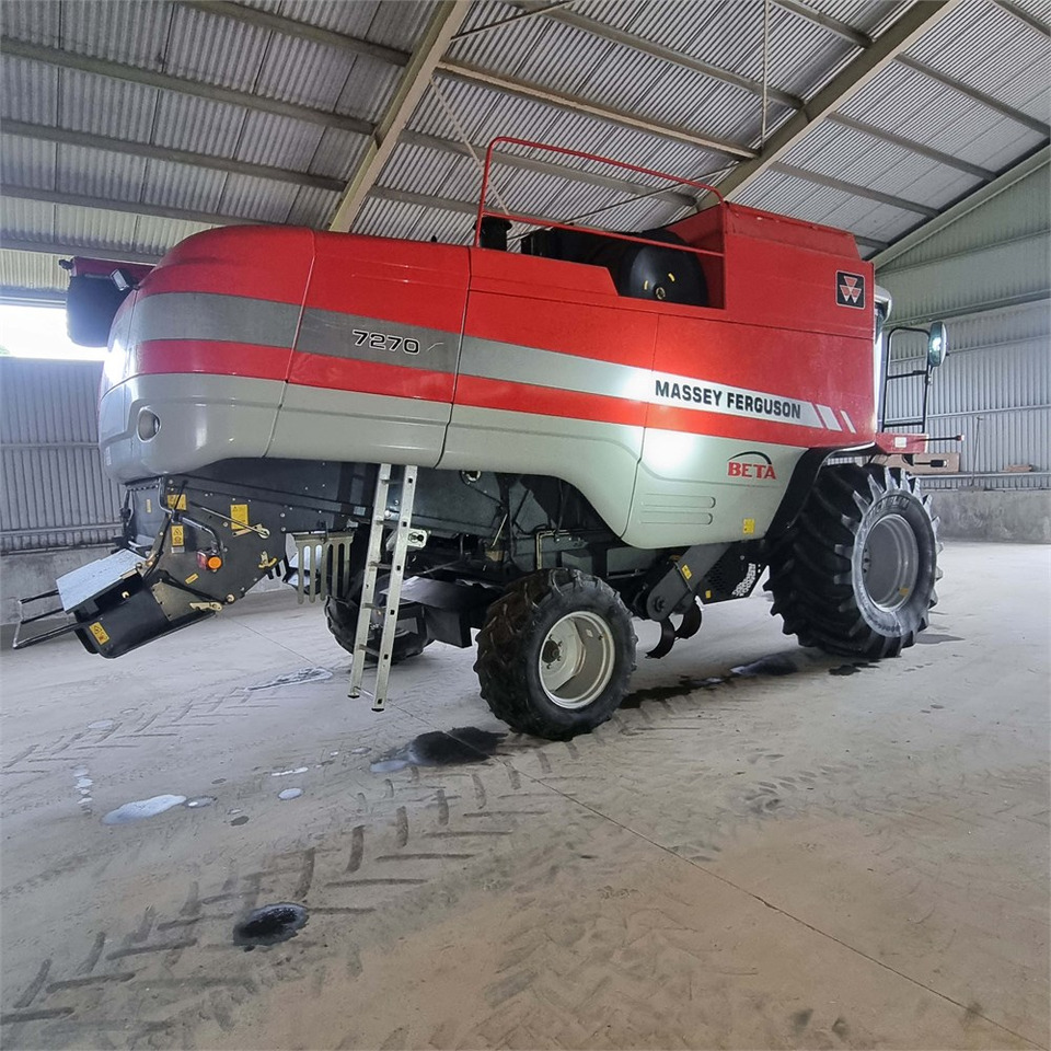Massey Ferguson 7270 BETA - Kombajn: obrázek 3 Massey Ferguson 7270 BETA - Kombajn: obrázek 3