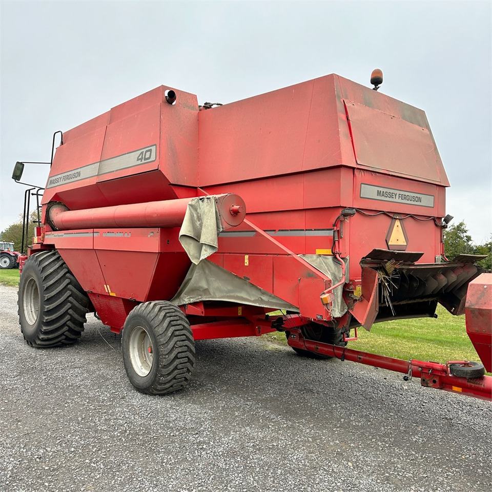 Massey Ferguson MF40 - Kombajn: obrázek 4 Massey Ferguson MF40 - Kombajn: obrázek 4