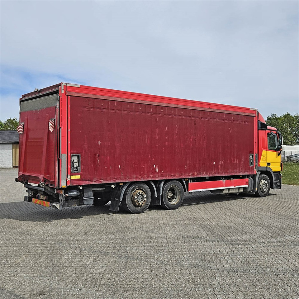 Mercedes Actros 2541 - Skříňový nákladní auto: obrázek 5 Mercedes Actros 2541 - Skříňový nákladní auto: obrázek 5
