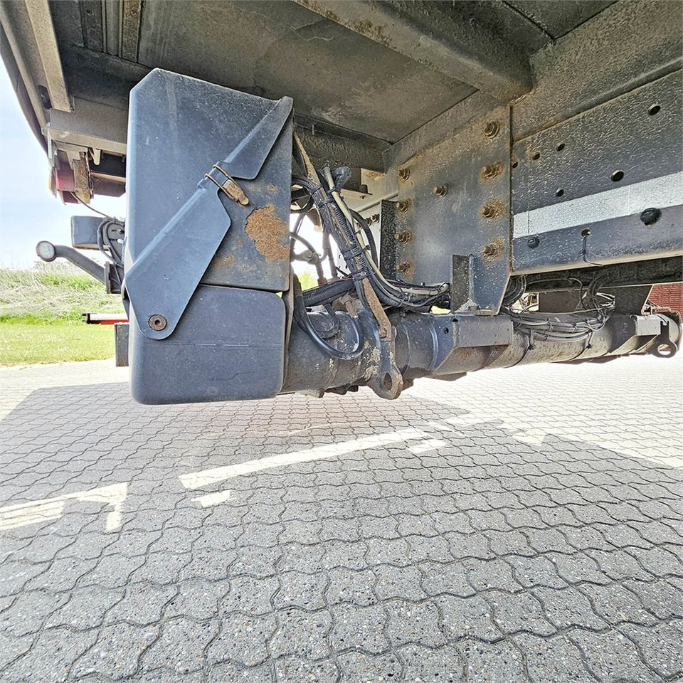 Skříňový nákladní auto Mercedes Actros 2541: obrázek 46