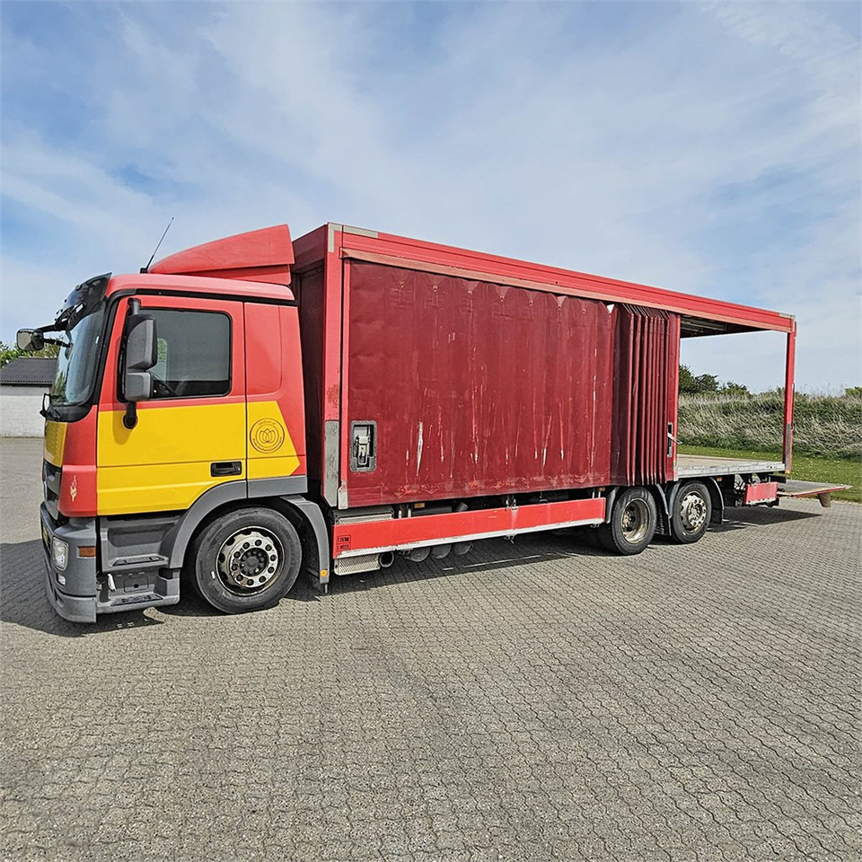 Skříňový nákladní auto Mercedes Actros 2541: obrázek 13