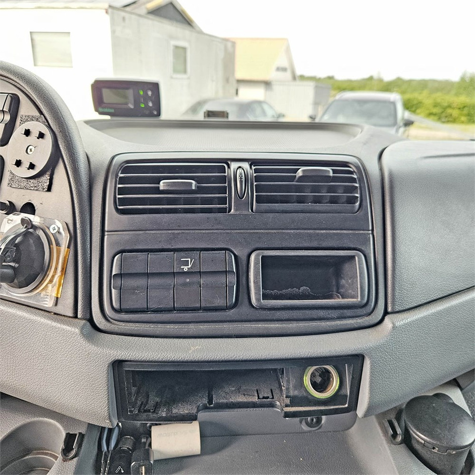 Skříňový nákladní auto Mercedes Actros 2541: obrázek 28