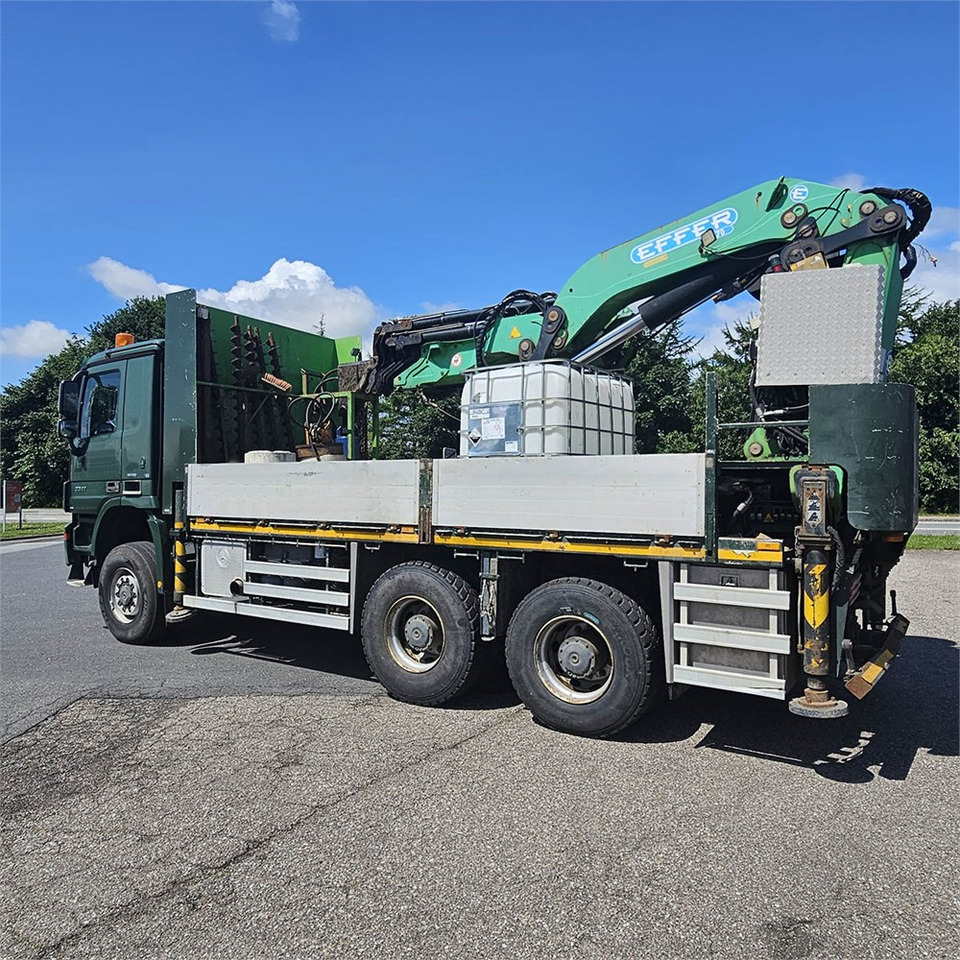 Mercedes Actros 3341 A BlueTec 5 - Nákladní automobil valníkový/ Plošinový, Auto s hydraulickou rukou: obrázek 3 Mercedes Actros 3341 A BlueTec 5 - Nákladní automobil valníkový/ Plošinový, Auto s hydraulickou rukou: obrázek 3