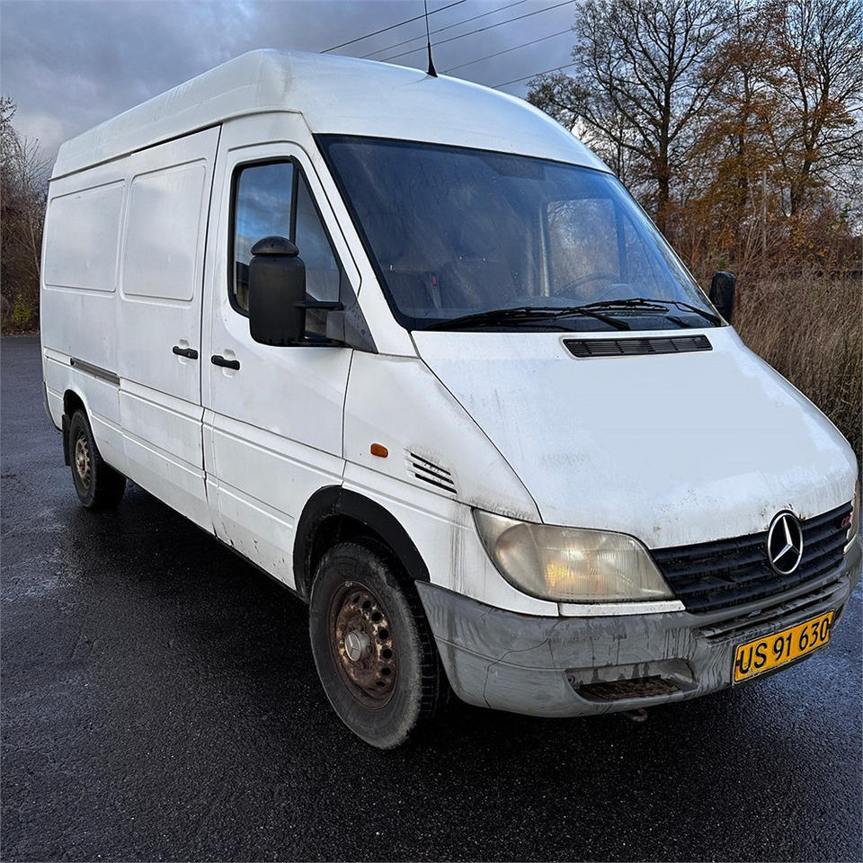 Mercedes SPRINTER 316 CDI-35 - Furgon: obrázek 1 Mercedes SPRINTER 316 CDI-35 - Furgon: obrázek 1