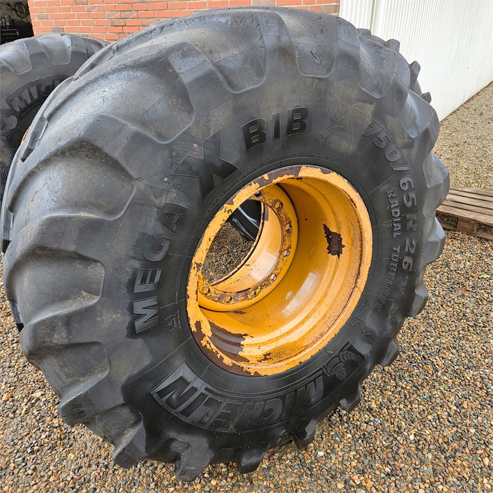 Michelin Mega X BIB - Kompletní kolo pro Nakladač: obrázek 3 Michelin Mega X BIB - Kompletní kolo pro Nakladač: obrázek 3