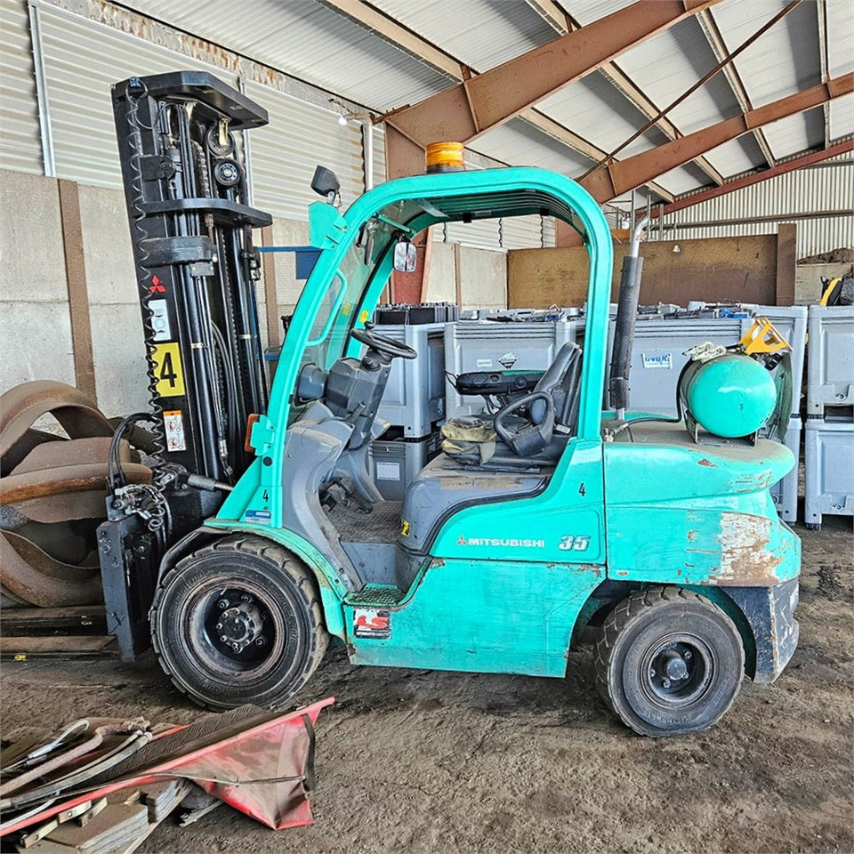 Mitsubishi FG35N - Vysokozdvižný vozík: obrázek 1 Mitsubishi FG35N - Vysokozdvižný vozík: obrázek 1