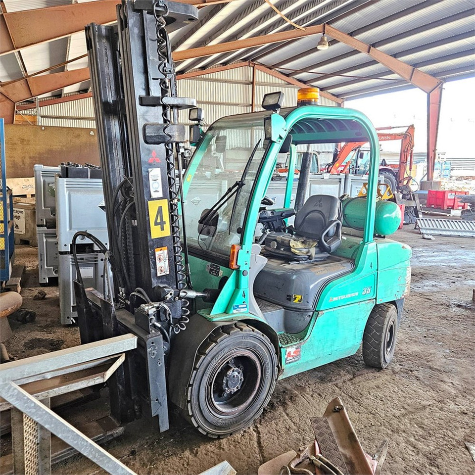 Mitsubishi FG35N - Vysokozdvižný vozík: obrázek 2 Mitsubishi FG35N - Vysokozdvižný vozík: obrázek 2
