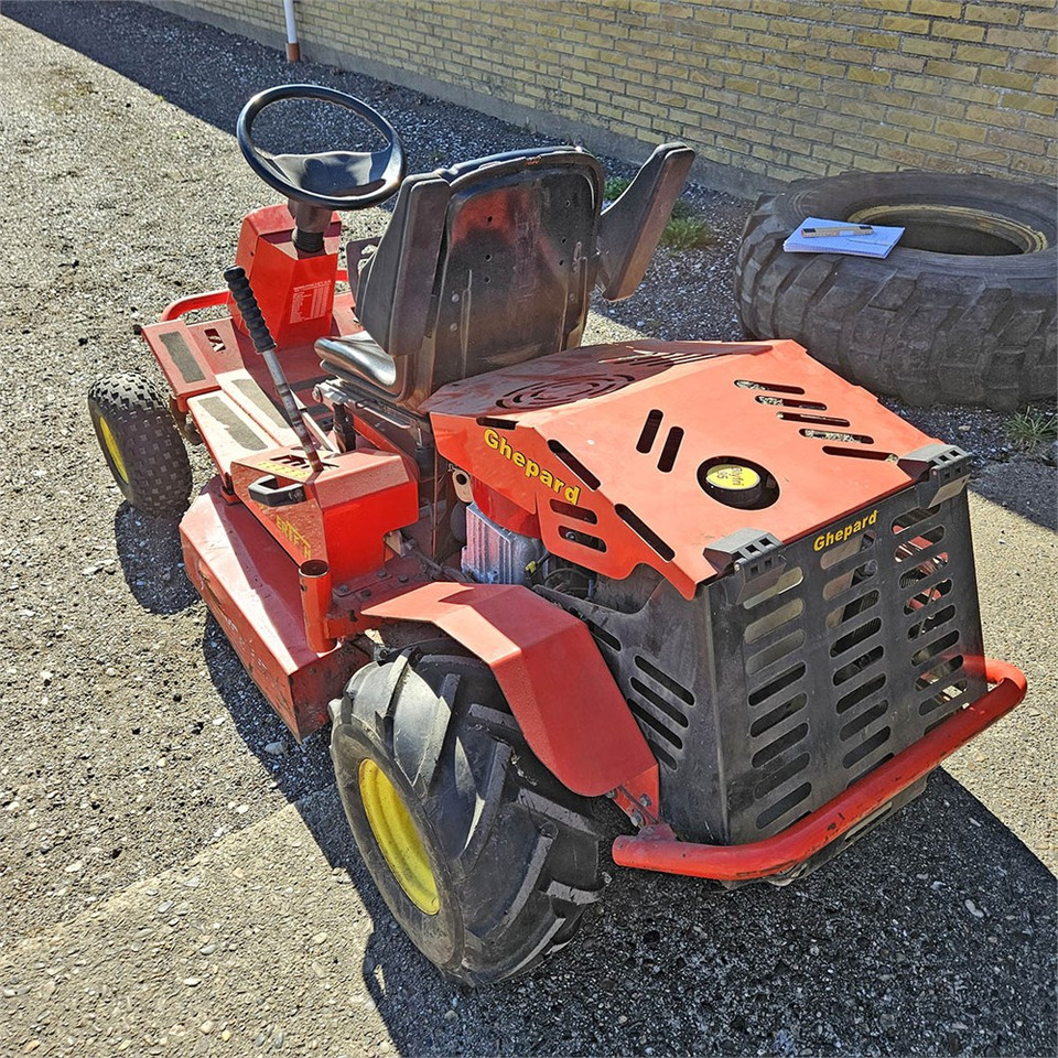 Mowertech Ghepard - Sekačka na trávu: obrázek 4 Mowertech Ghepard - Sekačka na trávu: obrázek 4