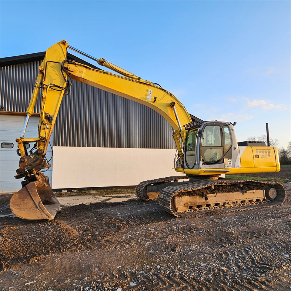 Pásové rýpadlo New Holland E 305: obrázek 8