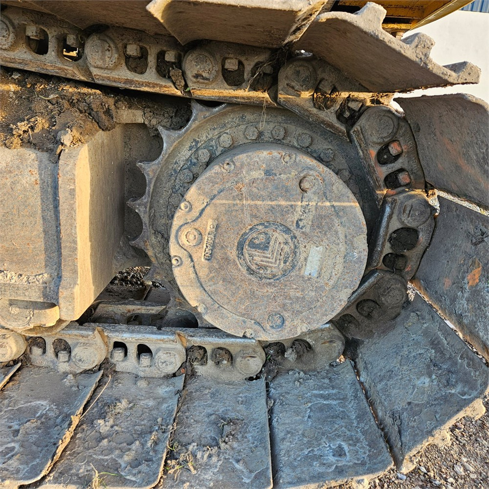 Pásové rýpadlo New Holland E 305: obrázek 29