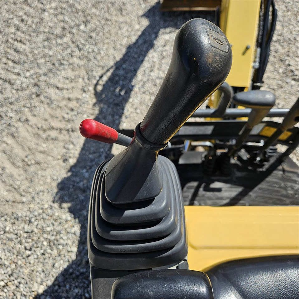 Mini rýpadlo New Holland E10 SR: obrázek 13