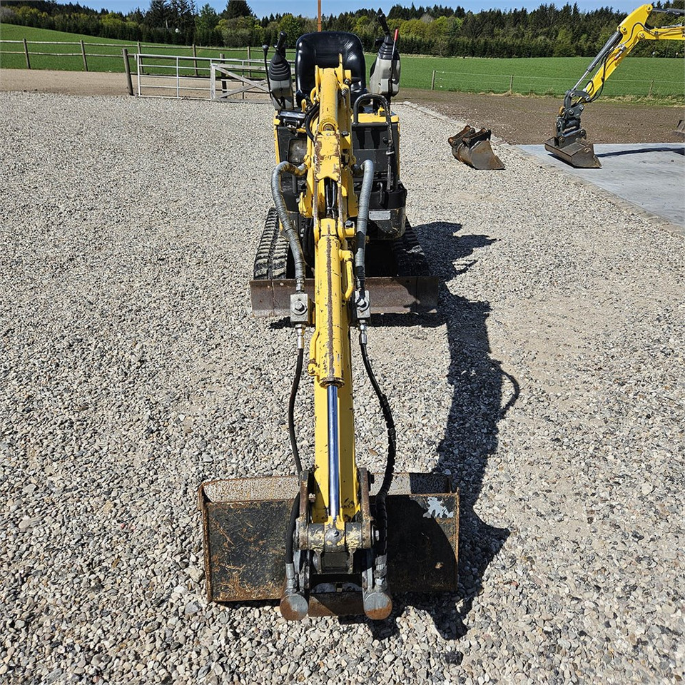 Mini rýpadlo New Holland E10 SR: obrázek 9