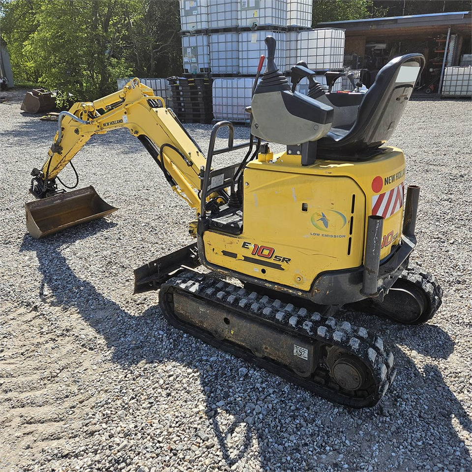 Mini rýpadlo New Holland E10 SR: obrázek 6