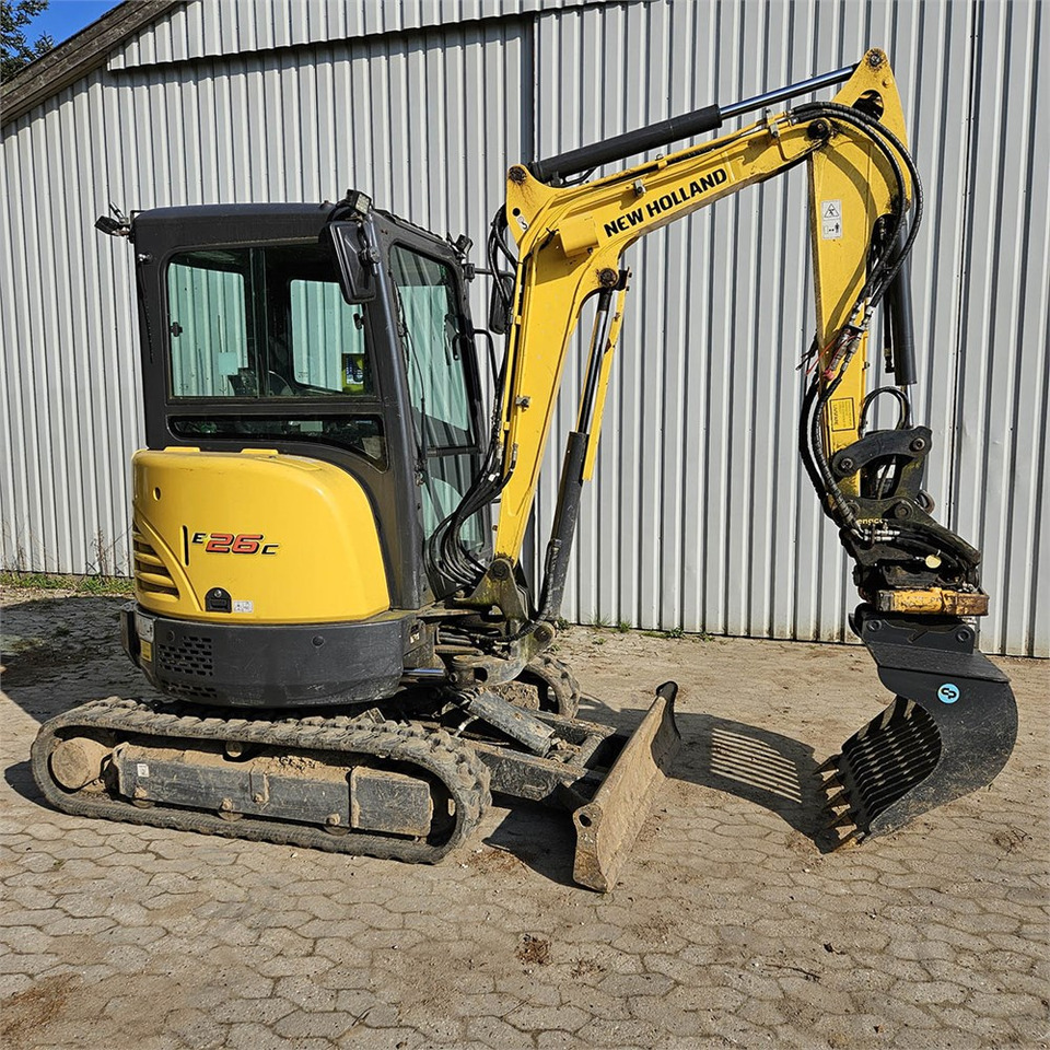 New Holland E26C - Mini rýpadlo: obrázek 4 New Holland E26C - Mini rýpadlo: obrázek 4