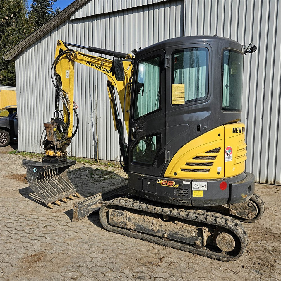 New Holland E26C - Mini rýpadlo: obrázek 2 New Holland E26C - Mini rýpadlo: obrázek 2