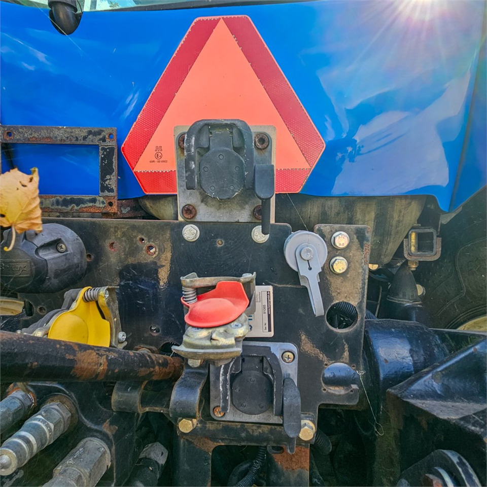 Traktor New Holland T8.390: obrázek 44