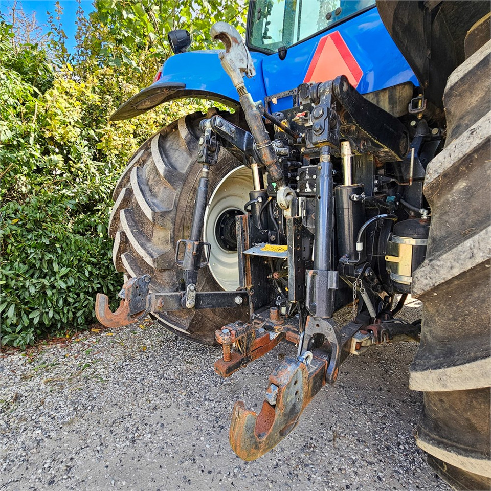 Traktor New Holland T8.390: obrázek 42