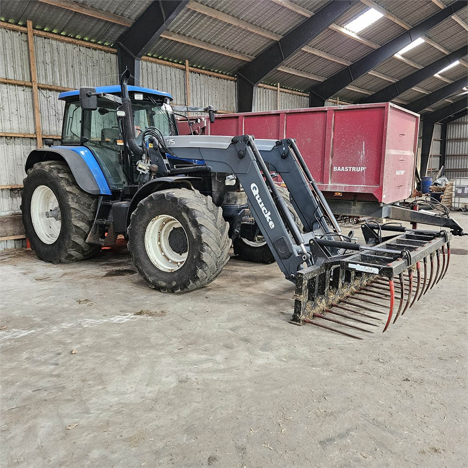 New Holland TM 190 4WD - Traktor: obrázek 1 New Holland TM 190 4WD - Traktor: obrázek 1