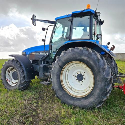 New Holland TM165 - Traktor: obrázek 3 New Holland TM165 - Traktor: obrázek 3