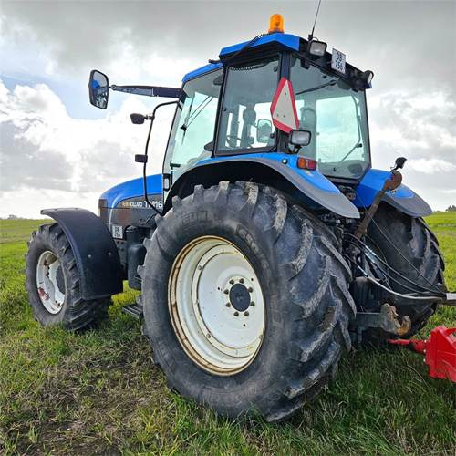 New Holland TM165 - Traktor: obrázek 4 New Holland TM165 - Traktor: obrázek 4