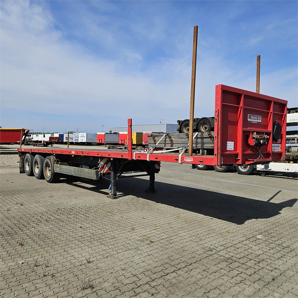 Pacton Flatbed - Návěs valník/ Plato: obrázek 2 Pacton Flatbed - Návěs valník/ Plato: obrázek 2
