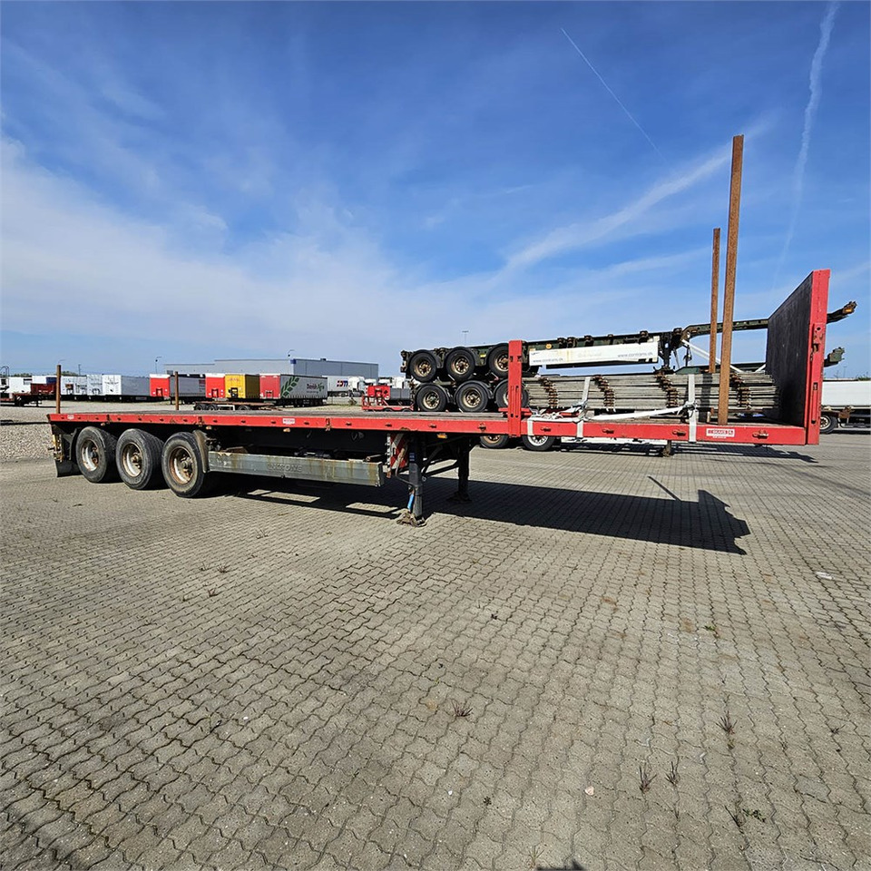 Pacton Flatbed - Návěs valník/ Plato: obrázek 3 Pacton Flatbed - Návěs valník/ Plato: obrázek 3