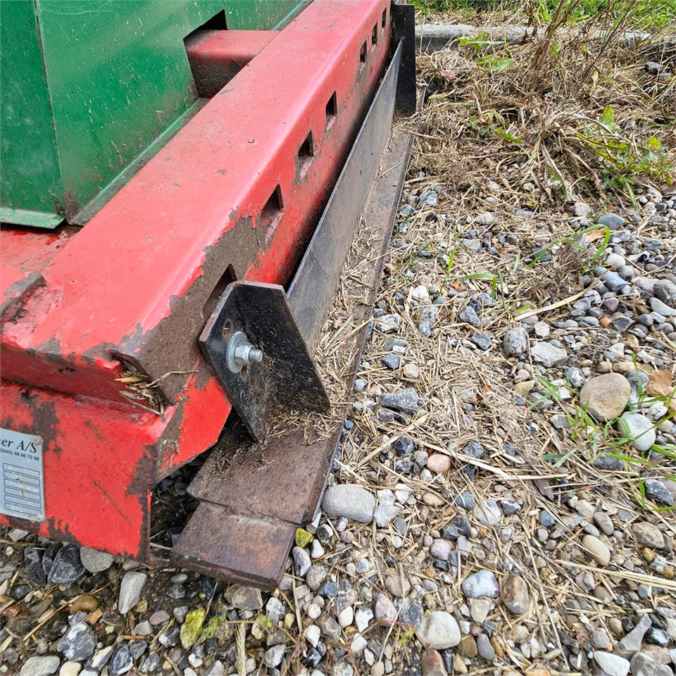 Stroj na sklizeň pícnin Præstbro LAR-1700: obrázek 13